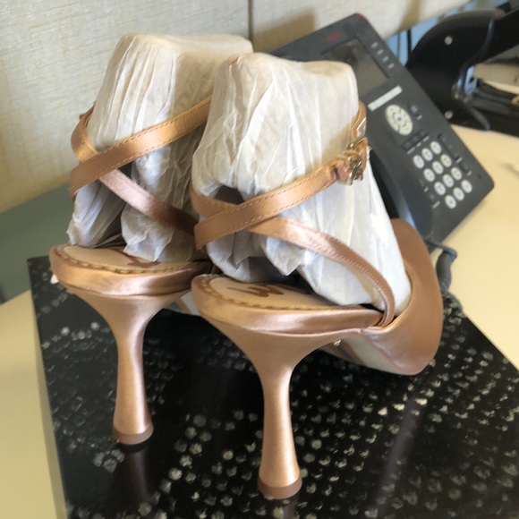 Hadara RosaBlush Satin Heels - Picture 4 of 7